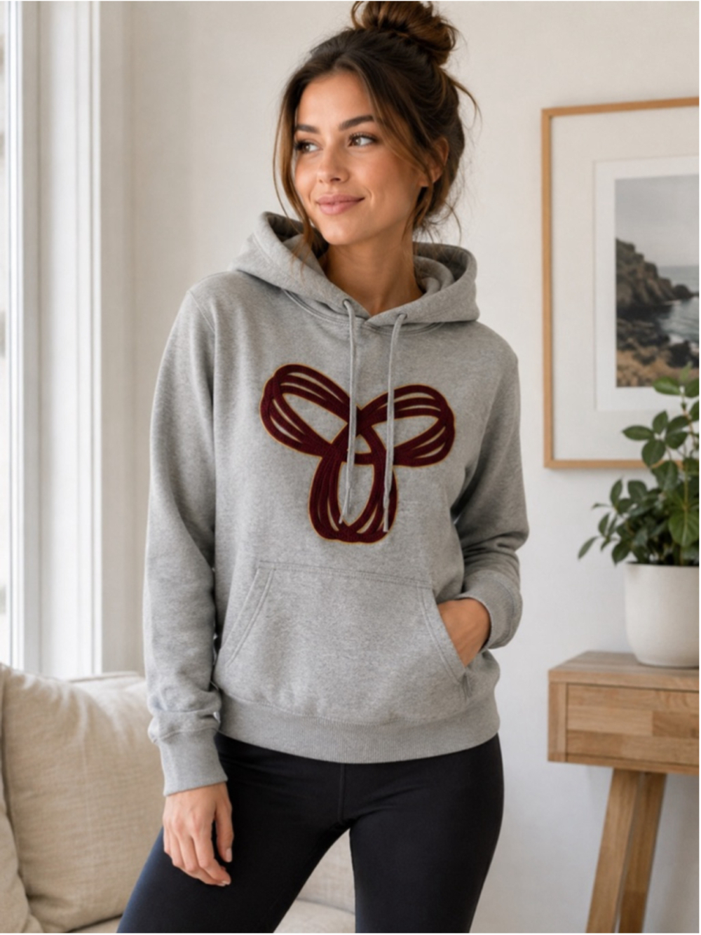 TNA Aritzia Grey Fleece Hoodie XXS Pullover Kangaroo Pocket Cozy Casual